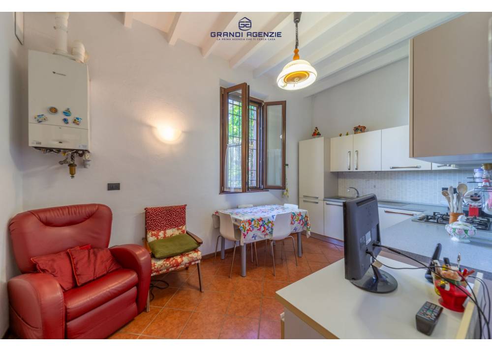 Vendita Casa Indipendente a Parma quadrilocale  di 180 mq